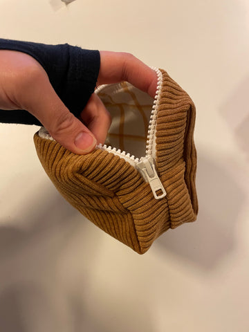 Cosmetic bag