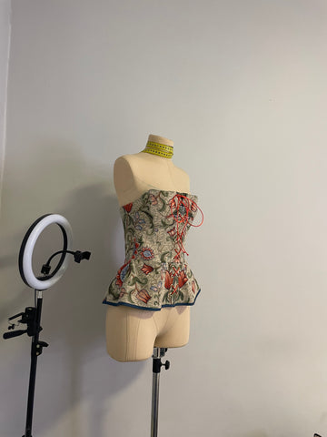 Gobelin corset