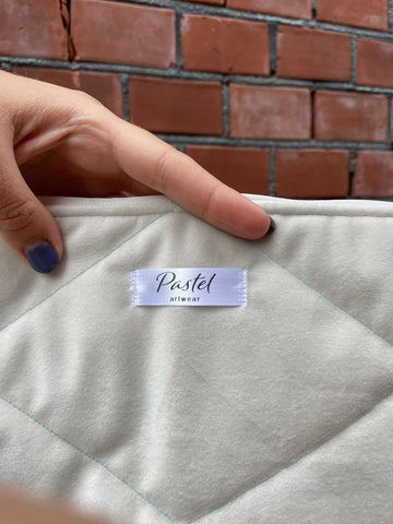 Laptop sleeve beige