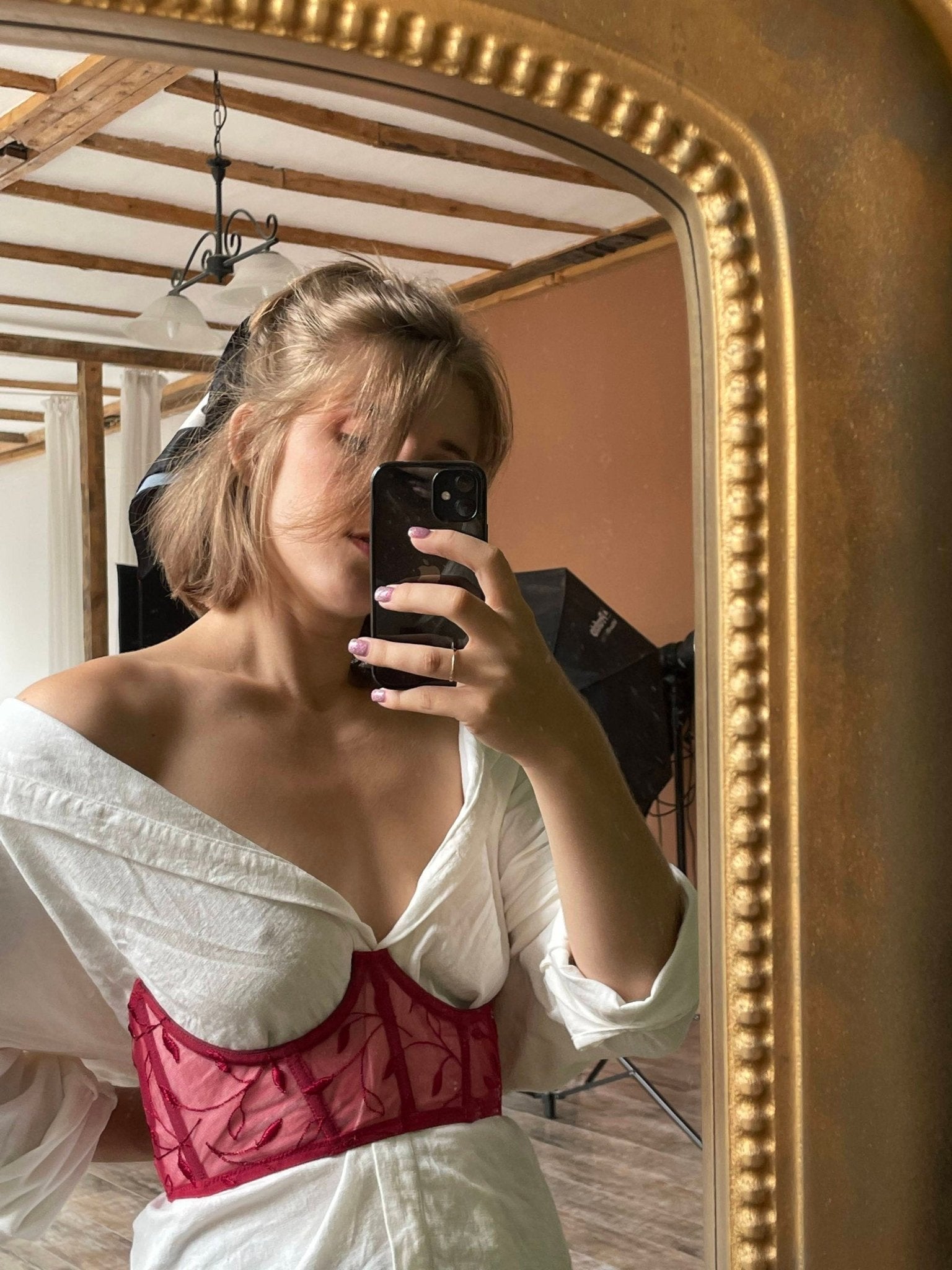 Cupless Corset in Burgundy Lace - Pastel Artwear